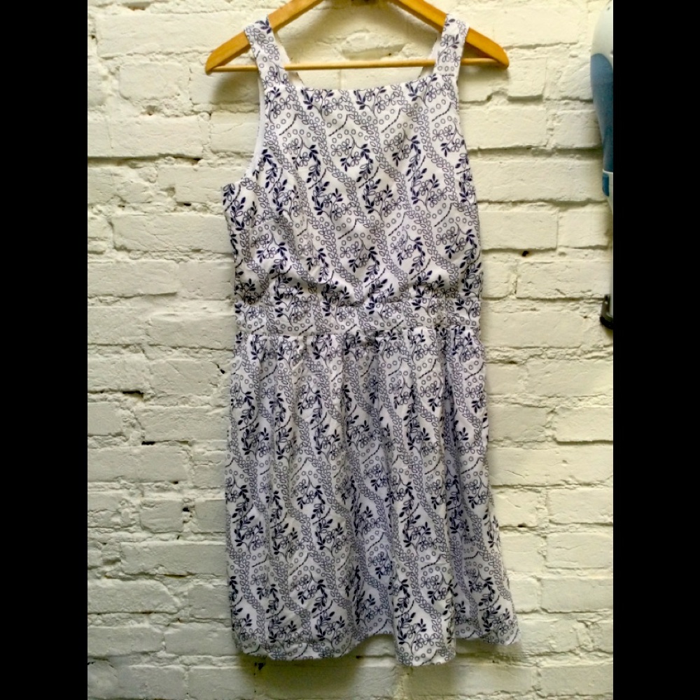 Ann Taylor LOFT paisley dress with cutout
